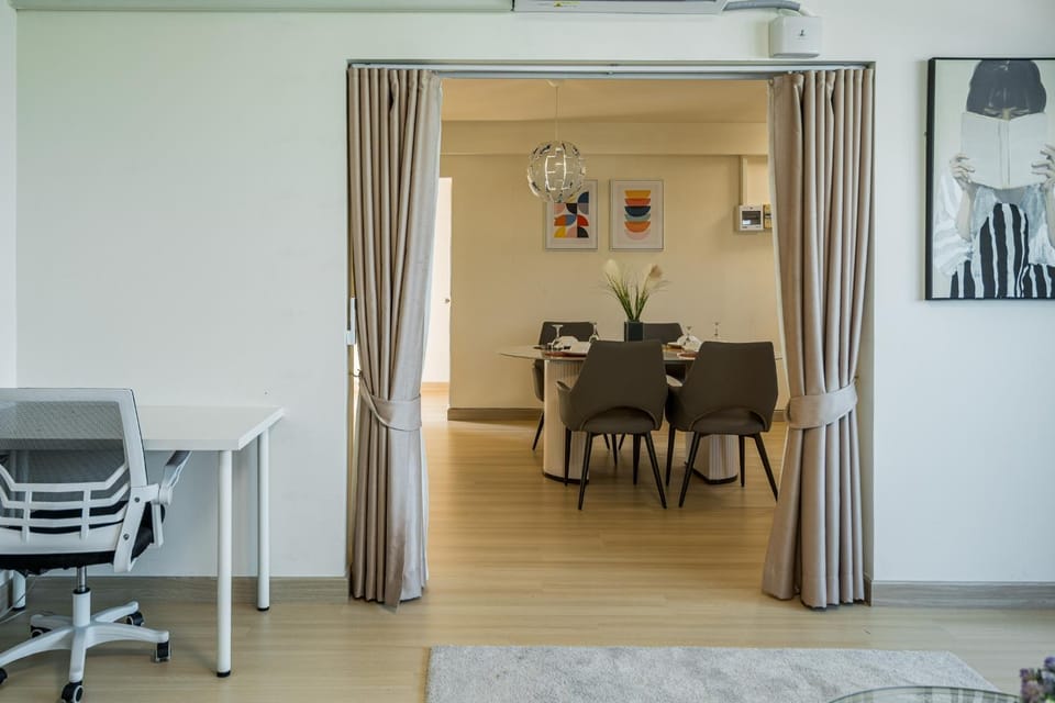Nordic Minimal 3BR with Tub Near Impact Arena DMK Airport Apartment in Bangkok