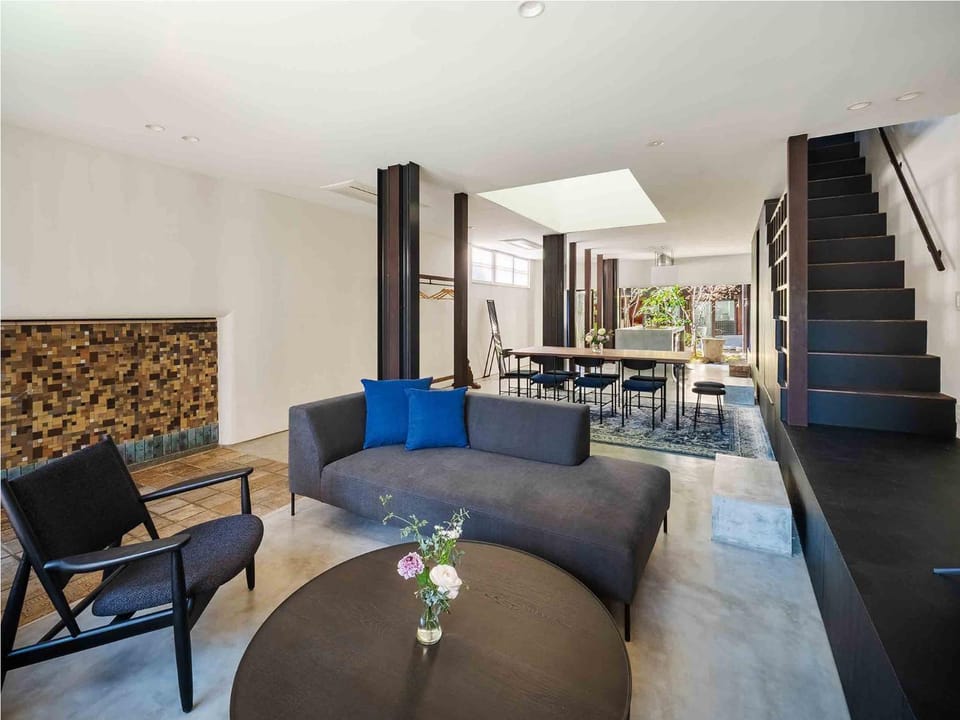 Living room, Dining area