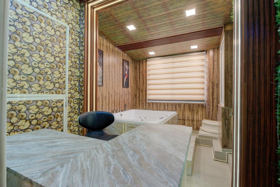 Hot Tub