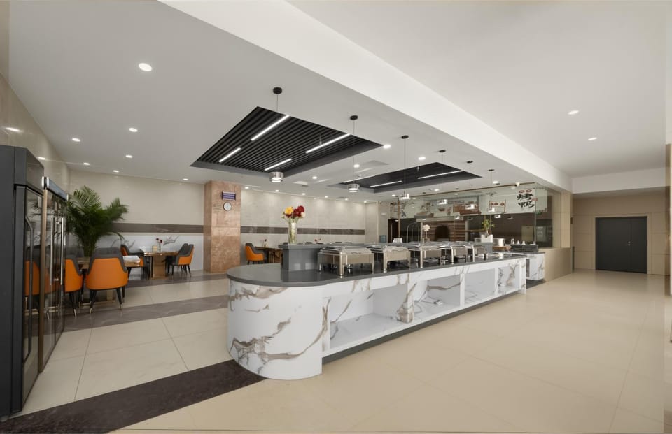 Golden Phoenix PEK Airport T3 Beijing Hotel in Beijing