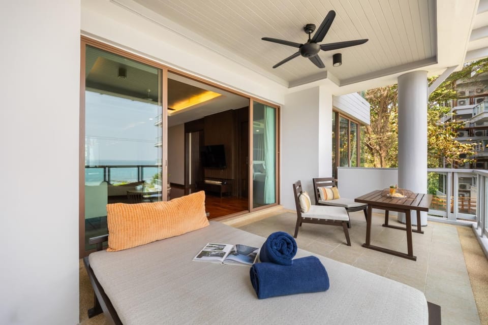 Property building, Patio, Day, Natural landscape, View (from property/room), Balcony/Terrace, Seating area