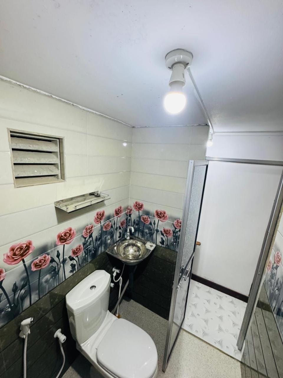 Right Canal Resort Bed and Breakfast in Southern Province