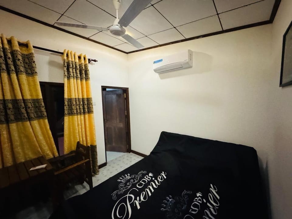 Right Canal Resort Bed and Breakfast in Southern Province