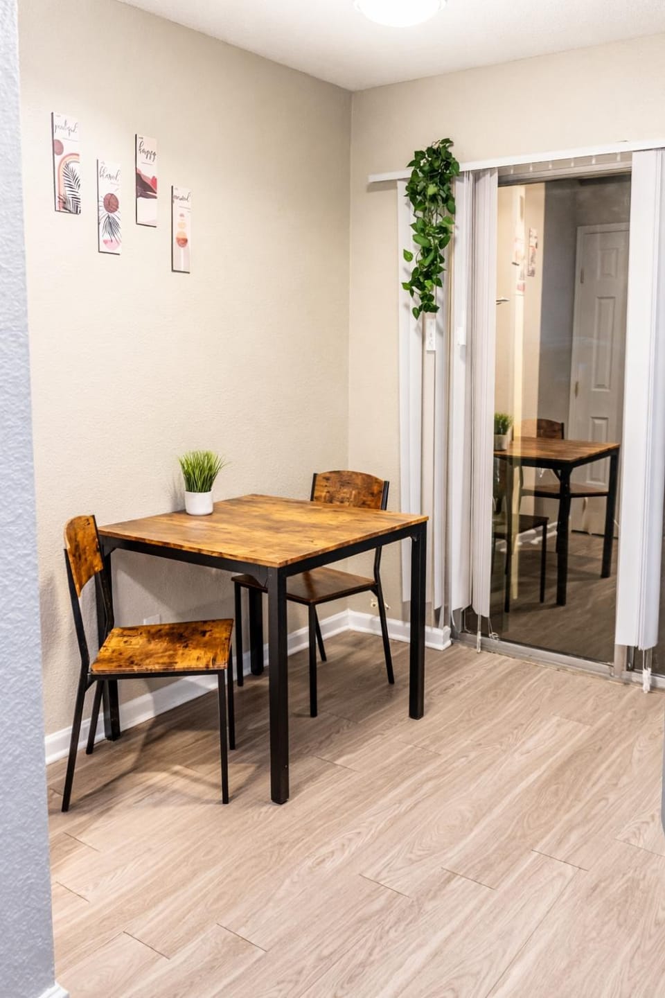 5 Mins To UNT & Texas Health Baylor Scott Apartment in Denton