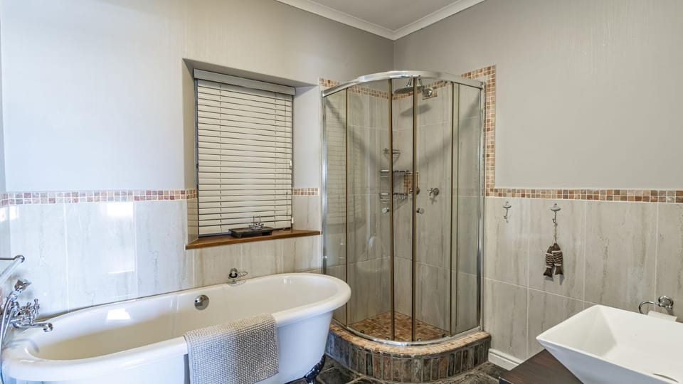 Bathroom, Bath