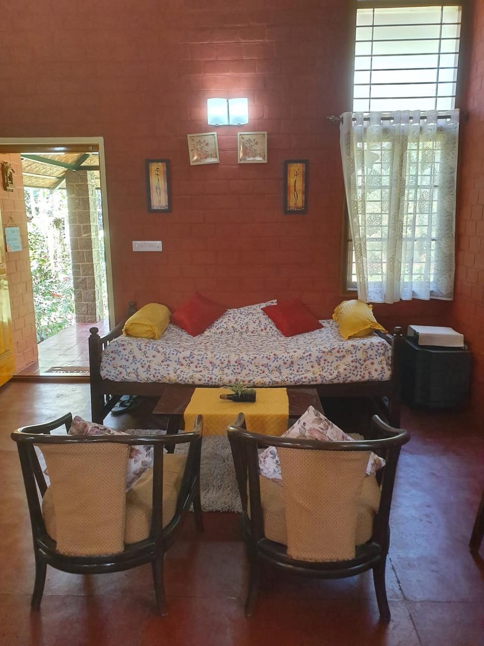 the 'Farm Estate Social' - Cottage in Green Estate House in Bengaluru