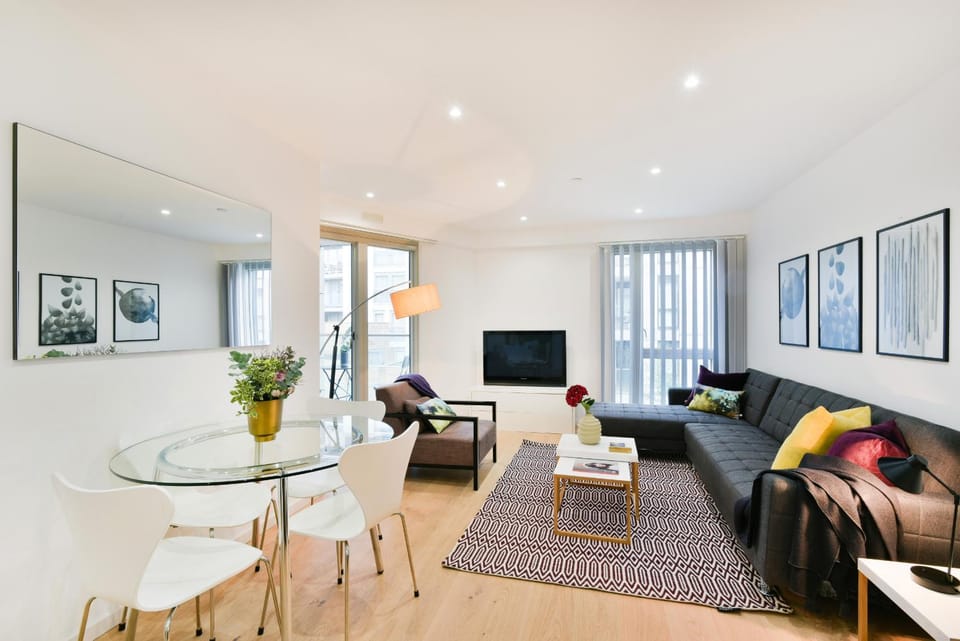 Communal lounge/ TV room, Living room