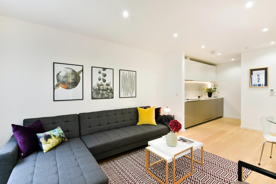 Communal lounge/ TV room, Living room
