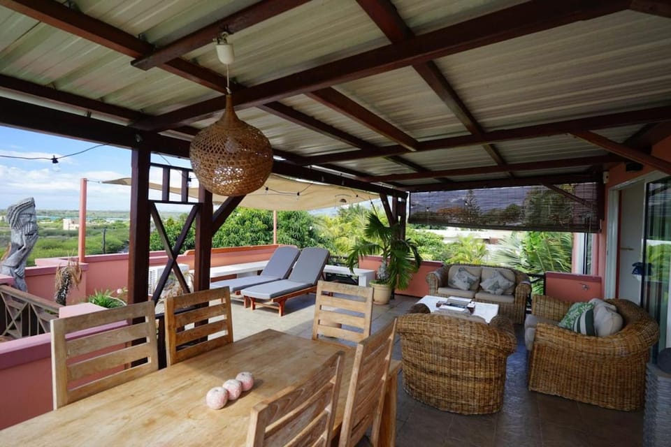 Ocean View Guesthouse with Pool, Surf, Sunset Apartment in Rivière Noire District, Mauritius