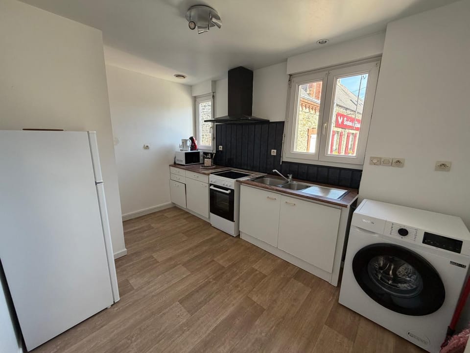 L' Annexe Barneville Bourg Apartment in Barneville-Carteret