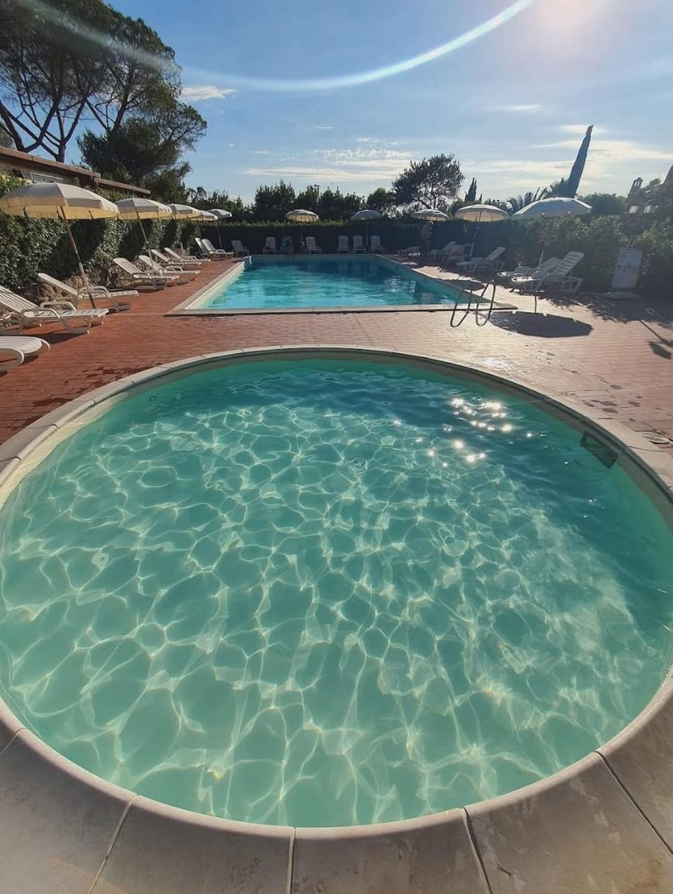 Swimming pool