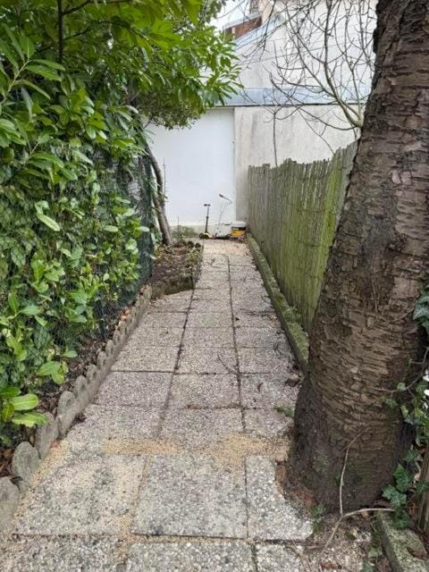 Property building, Garden view