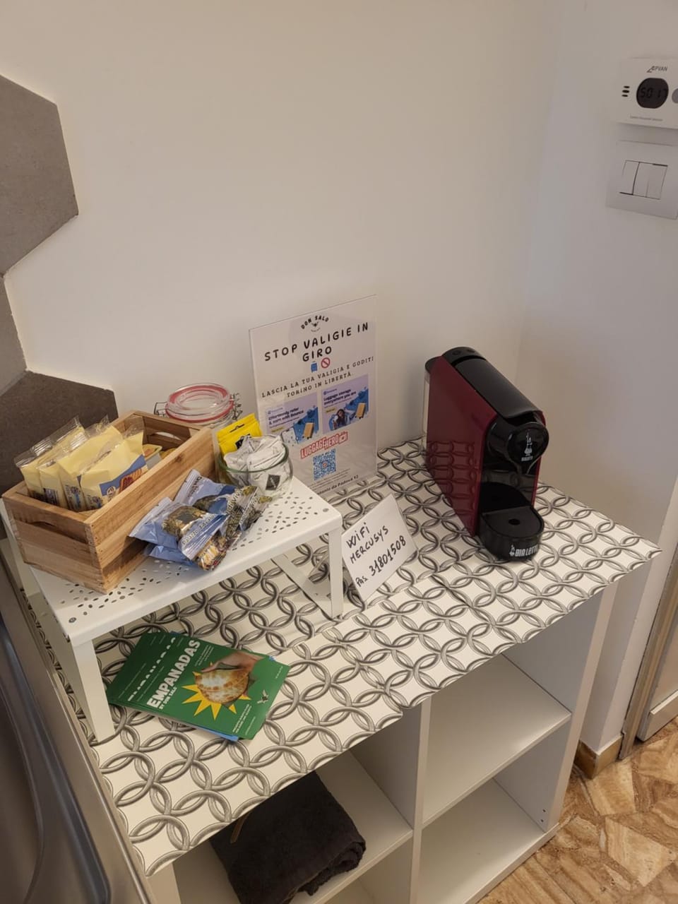 Coffee/tea facilities