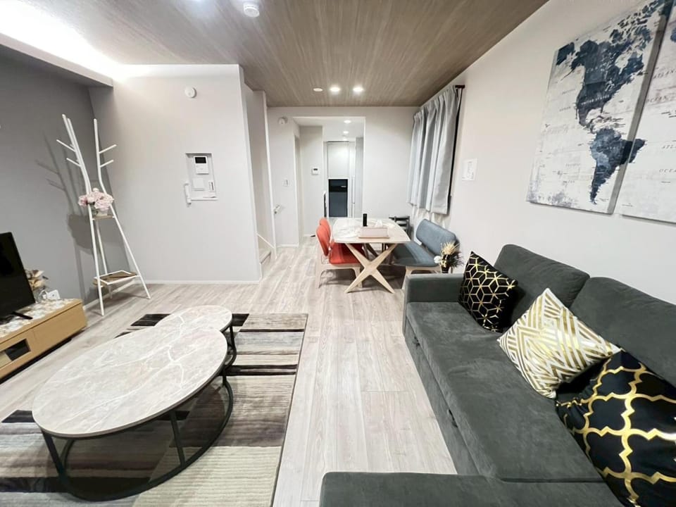 Sky Terrace Kawaguchi Apartment in Saitama Prefecture