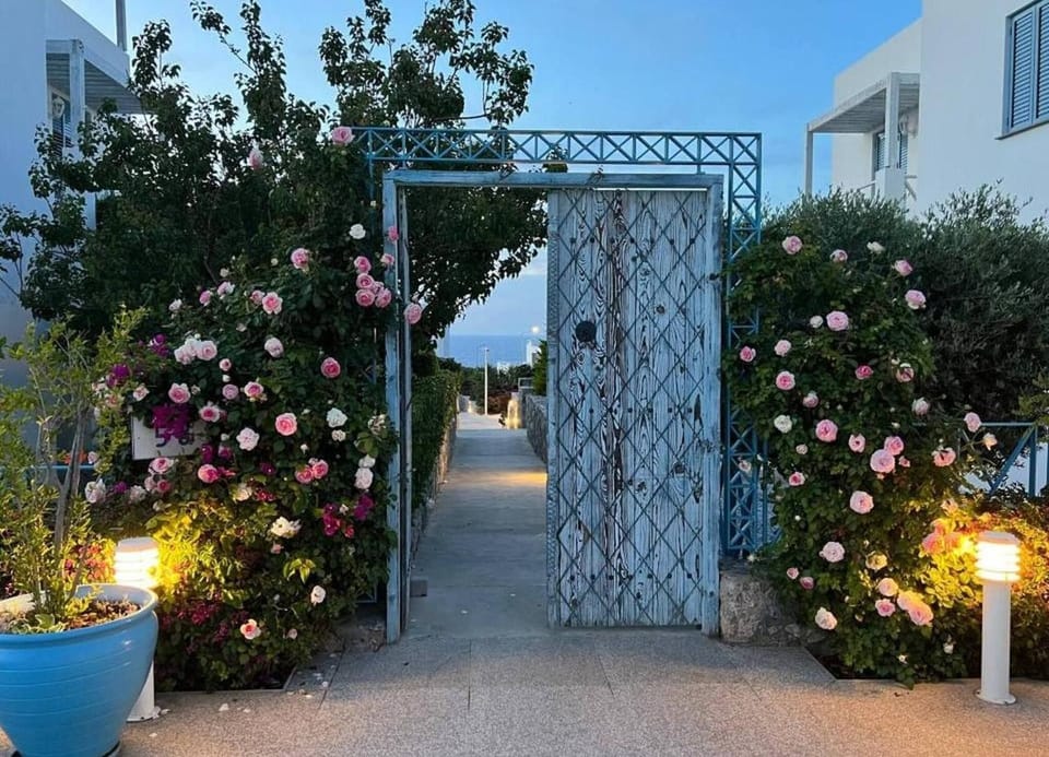 Resort Townhouse Sea Mountain Views Villa in Famagusta District