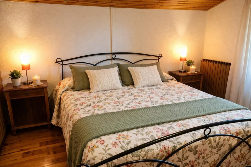 Bed, Bedroom