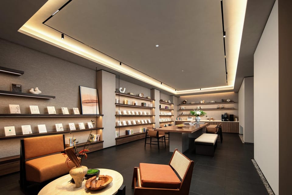 Atour Hotel Qingdao Central Business District MixC Hotel in Qingdao