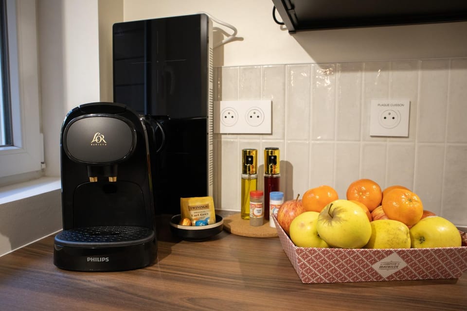 Coffee/tea facilities, Kitchen or kitchenette, Food and drinks