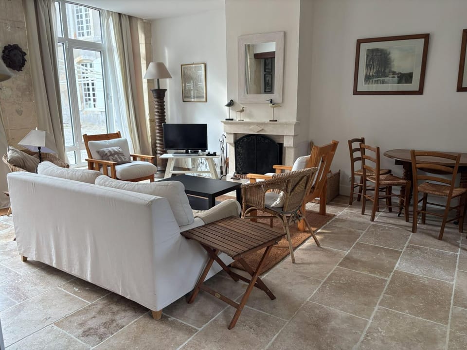 Domaine du Château De Merville House in Normandy