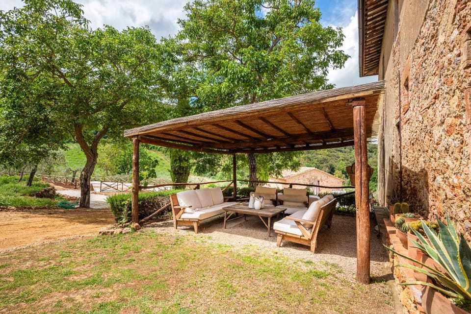 Ebbio Villa and organic farm House in Tuscany