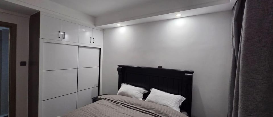 Brand New Westlands 1BR 1Ba walk to Sarit GTC Apartment in Nairobi