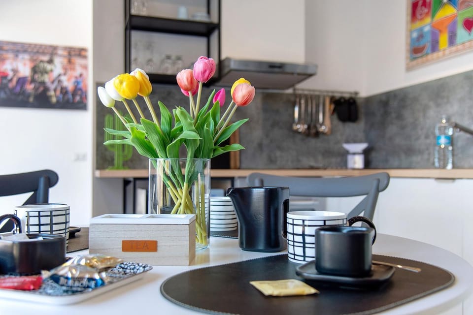 Kitchen or kitchenette, Living room