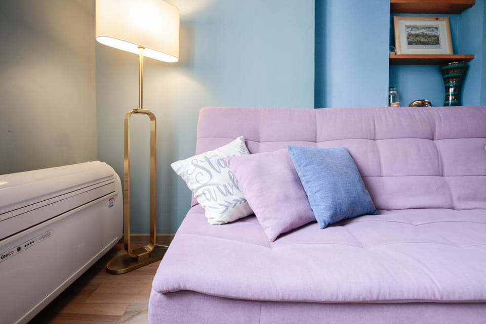 Communal lounge/ TV room, Living room