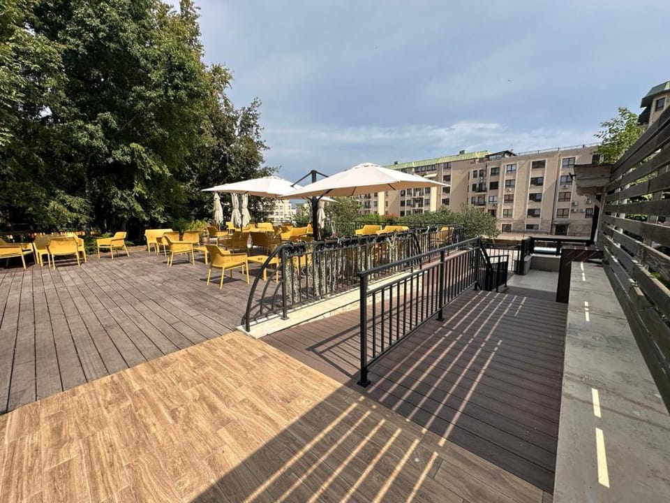 Lounge or bar