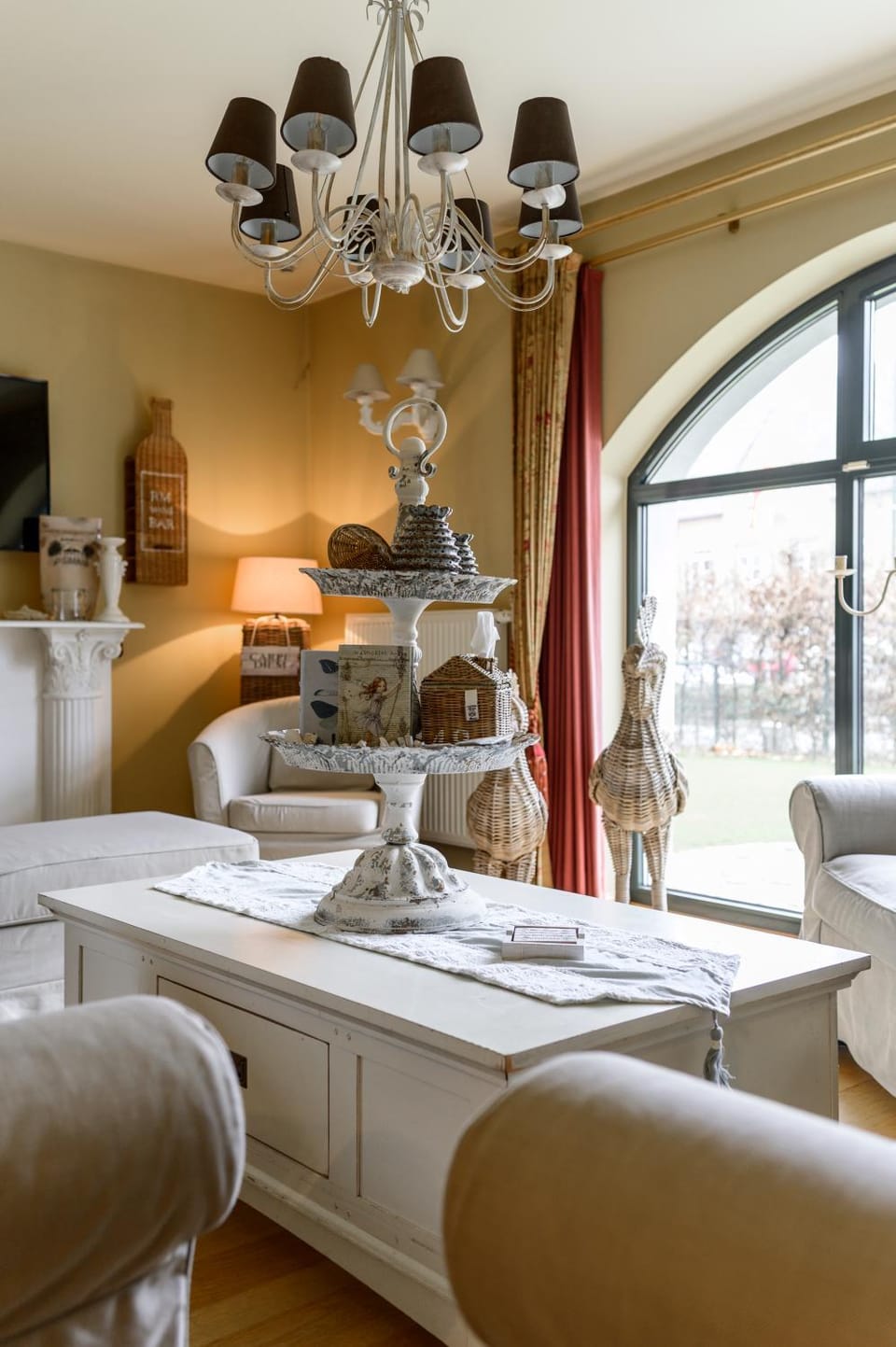 Bed & Boterham Carpe Diem Koetshuis Nino House in Hamont-Achel