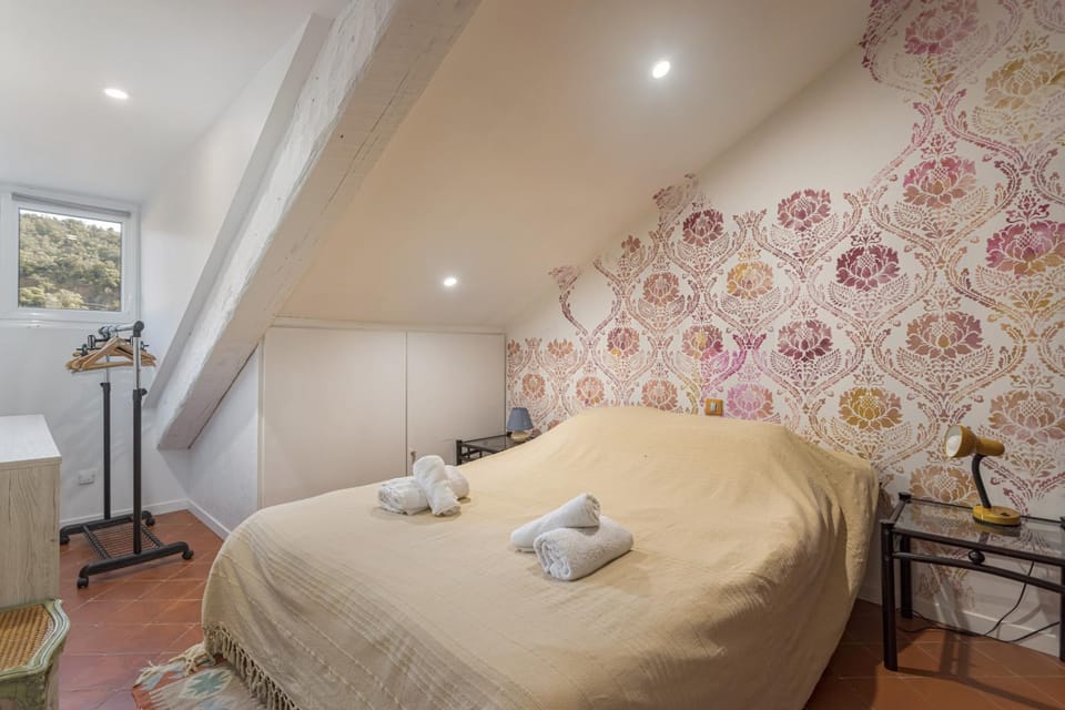 Property building, Living room, Bedroom