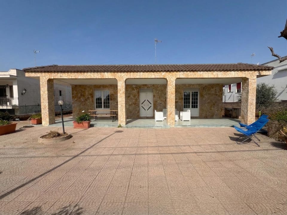 Property building, Garden