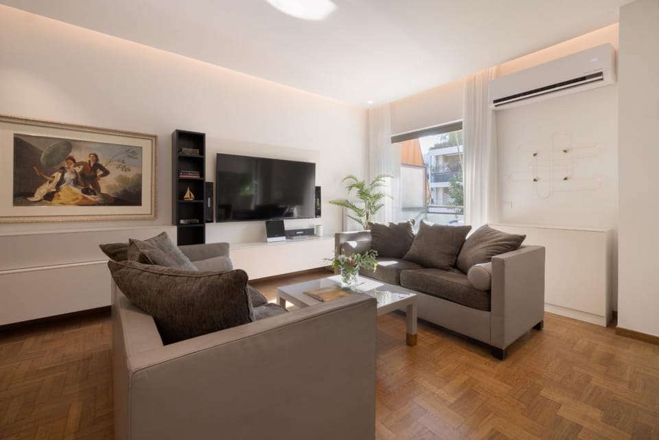 Communal lounge/ TV room, Living room