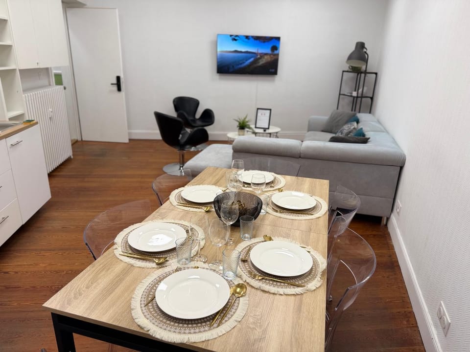 Grand appartement Avenue des Vosges 6-8 people Apartment in Strasbourg