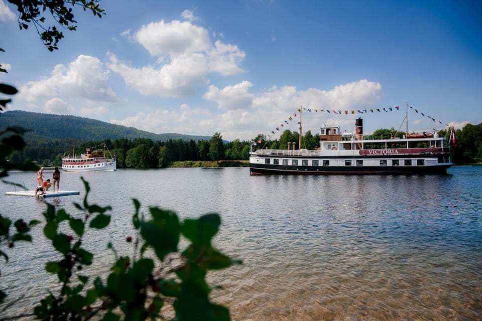 Nearby landmark, Natural landscape, Activities, Lake view