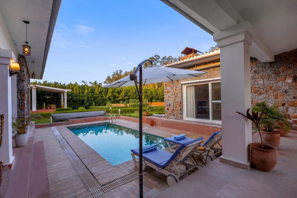 ELIVAAS The Aravalli Reserve The Isley Pet-Friendly Villa with Pool, Gazebo and Sit Out Villa in Haryana
