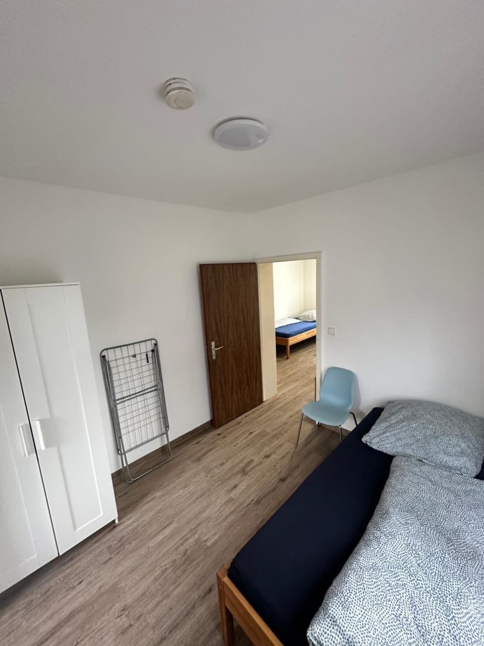 Zwei Zimmer Unterkunft - Apartments und Monteurzimmer BW - Küche, Bad und Garten Apartment in Baden-Württemberg