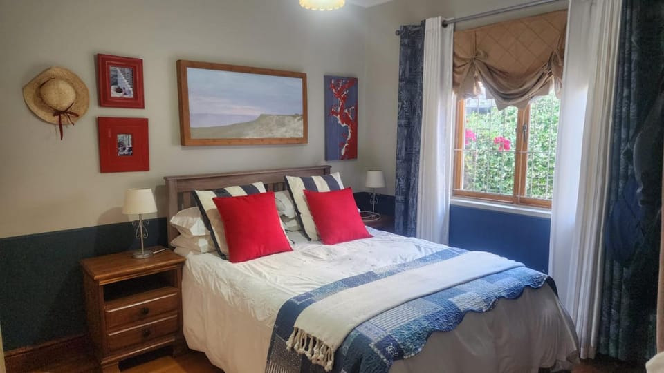 Die Blou Deur House in Hermanus