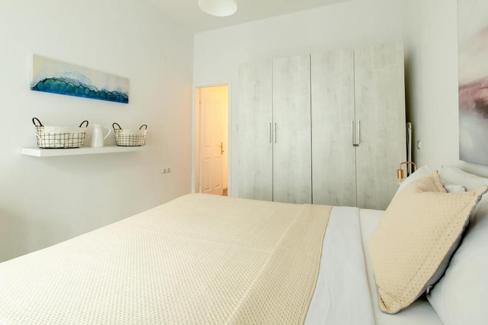 Harbor View Apartment in Mykonos Town Central Apartment in Mykonos