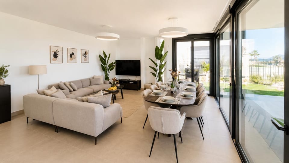 Communal lounge/ TV room, Living room