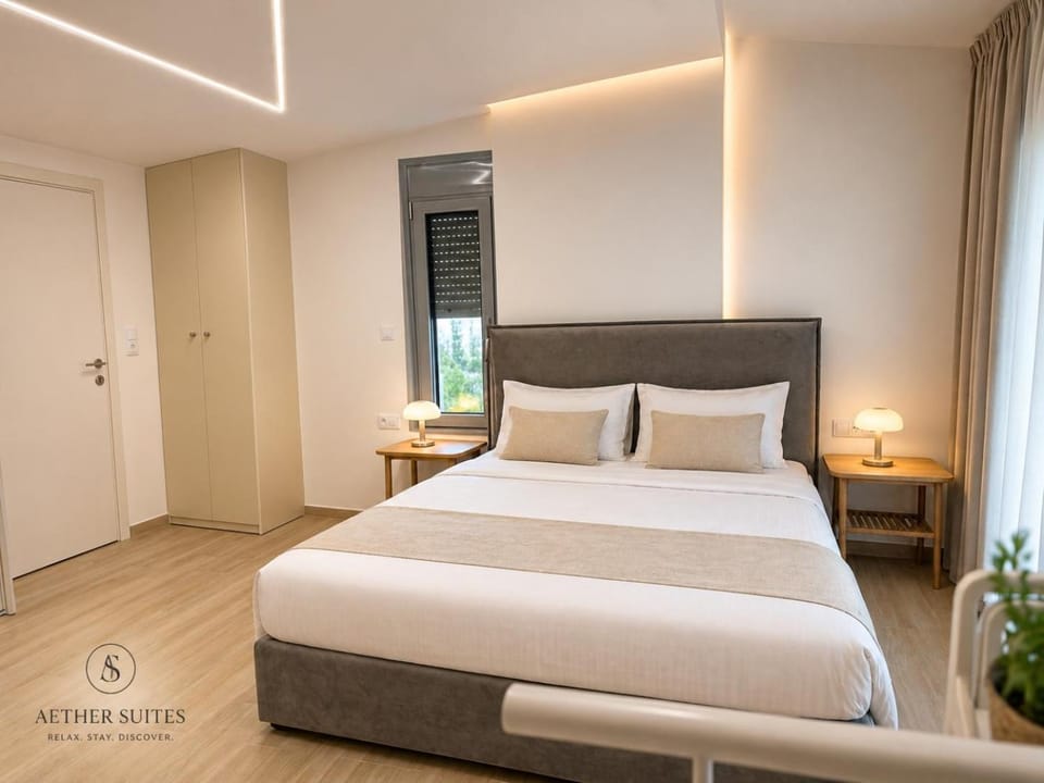 Photo of the whole room, Bedroom