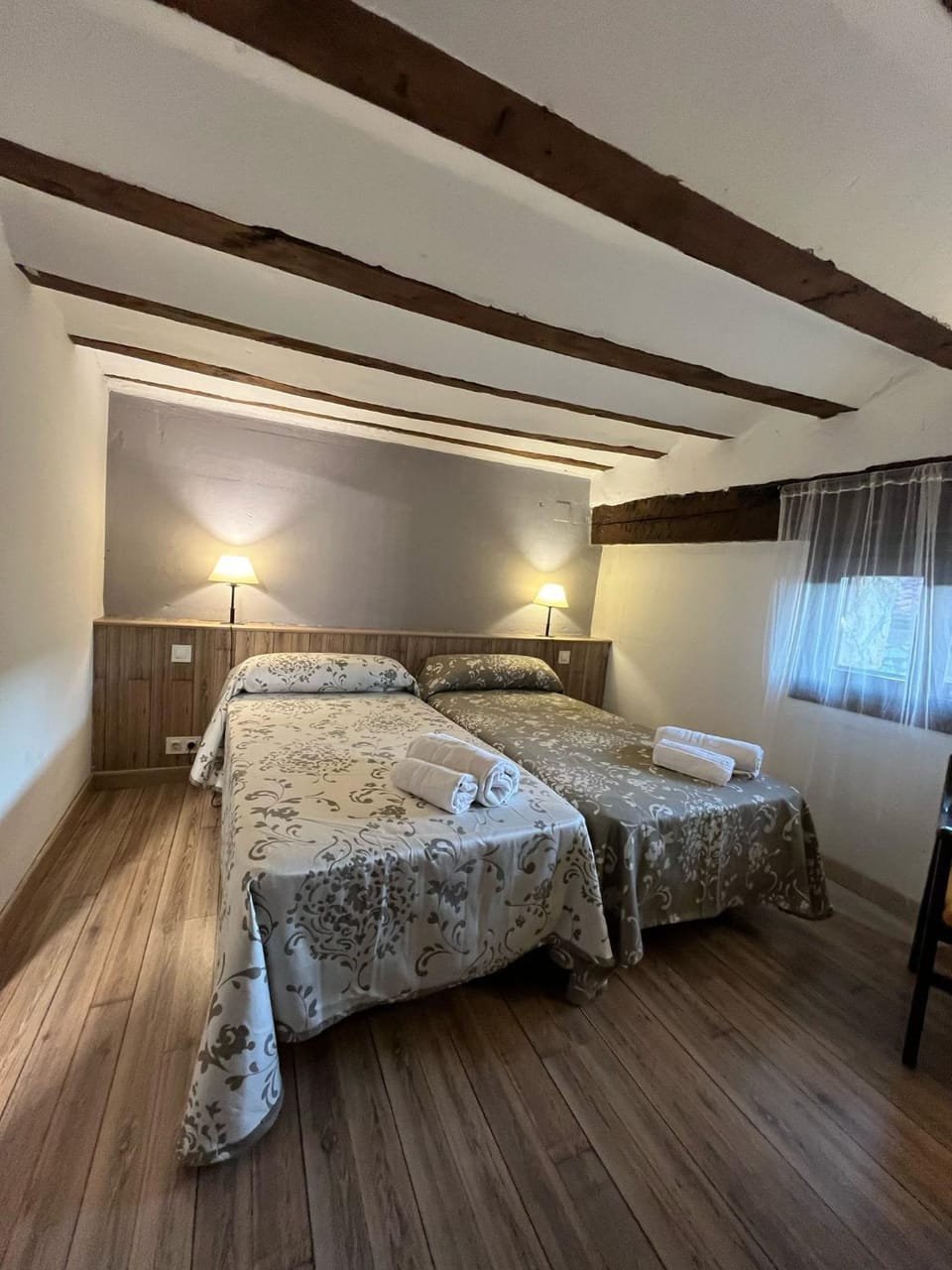 Photo of the whole room