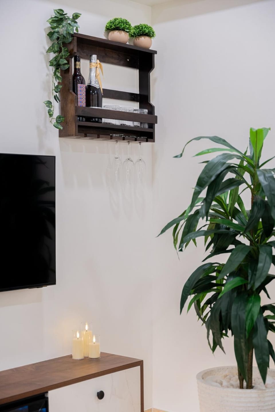 Luxe Suhan - The Essence of Exotic Living Apartment in Maharashtra