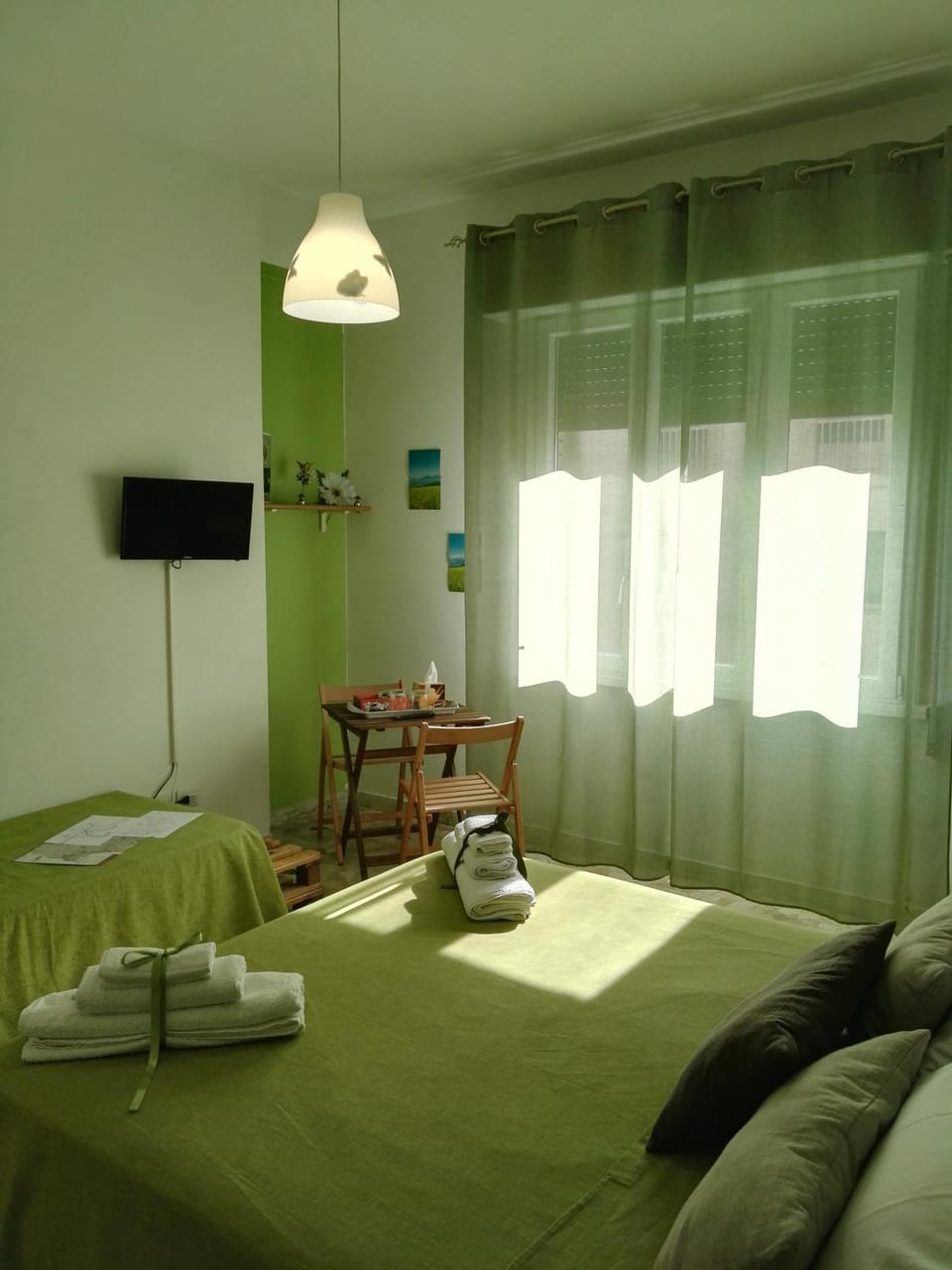 Photo of the whole room