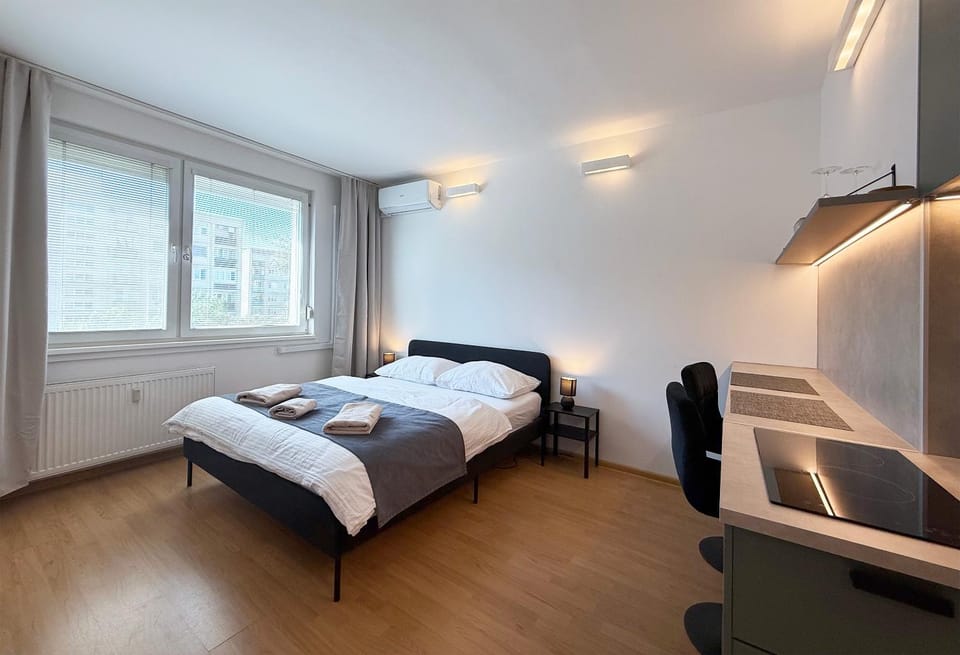 Cozy Emerald Studio Bratislava Apartment in Bratislava