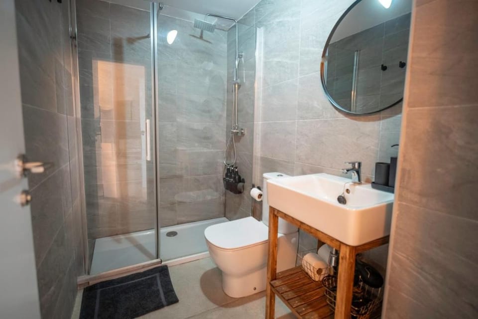 Shower, Bathroom