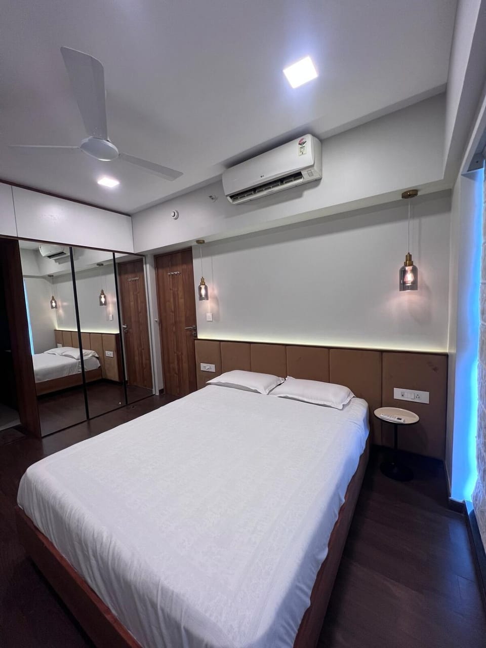 Skyline Serenia 23rd floor Apartment in Maharashtra