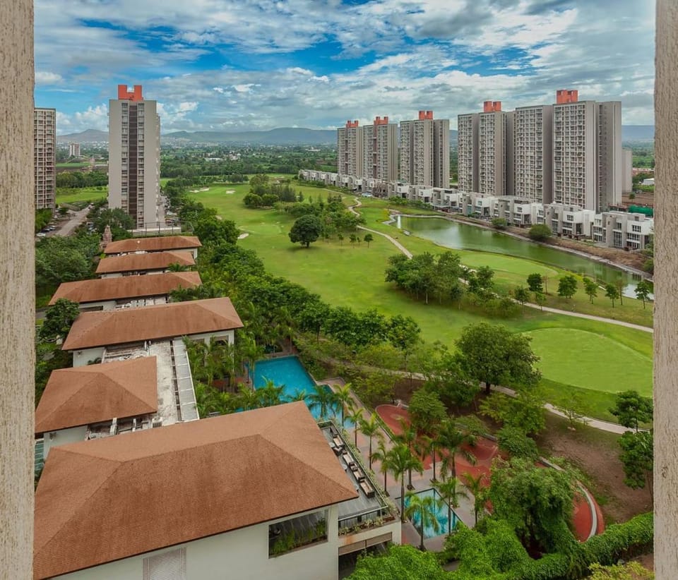 Skyline Serenia 23rd floor Apartment in Maharashtra