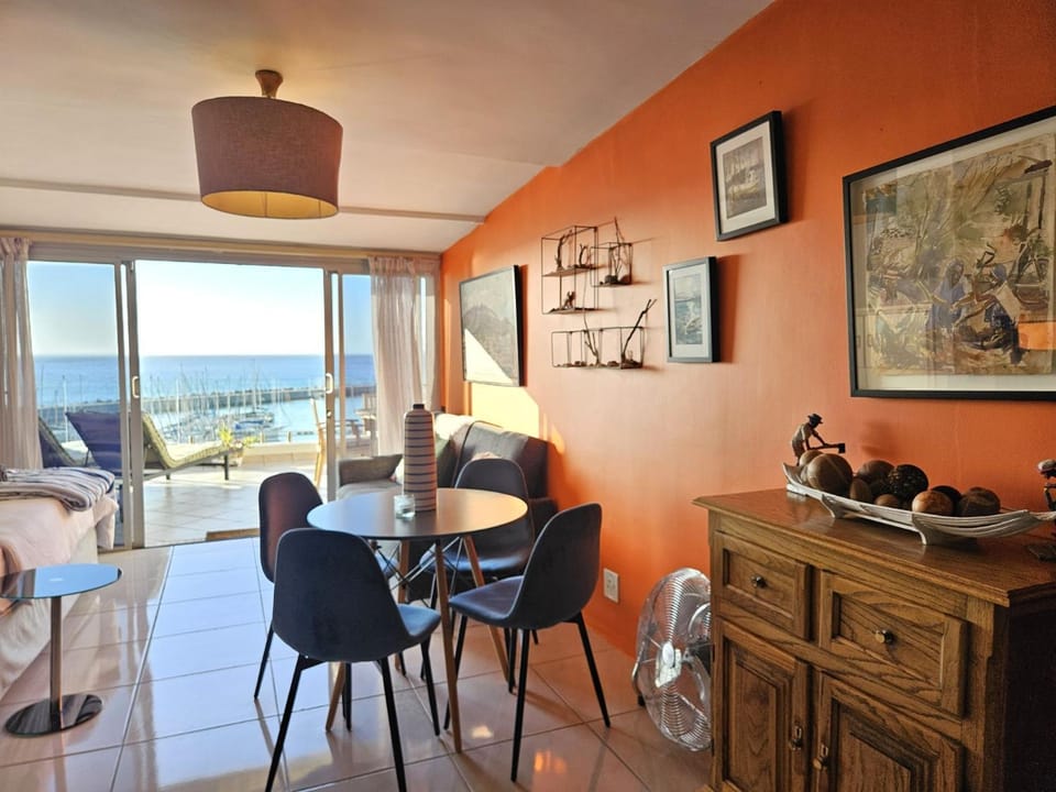 Bed, View (from property/room), Balcony/Terrace, Dining area