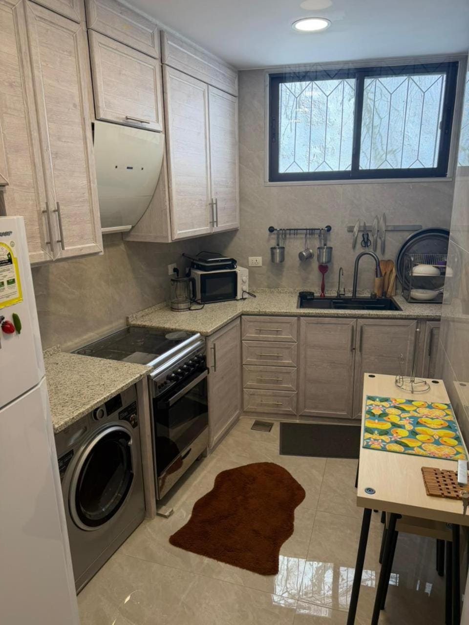 Kitchen or kitchenette, kitchen