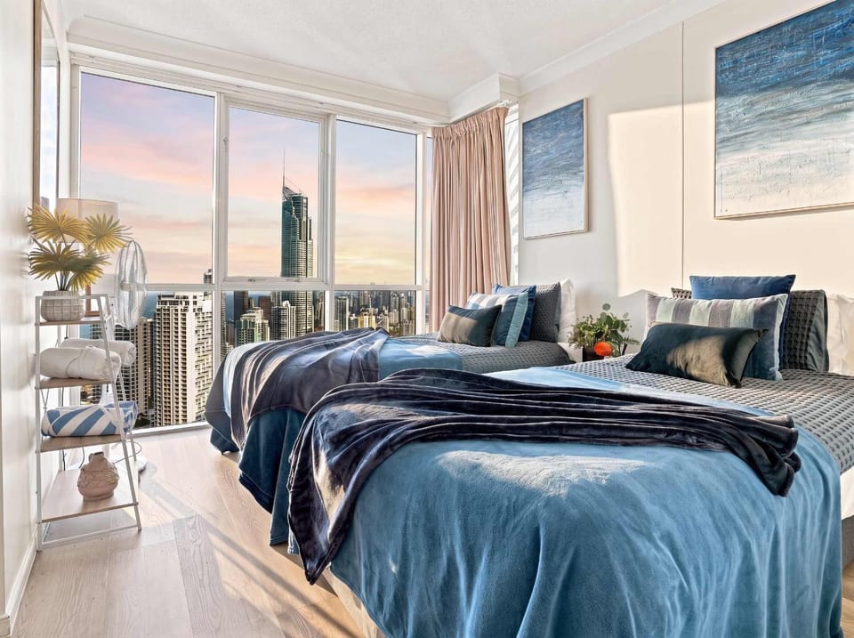 Bed, Photo of the whole room, Bedroom, air conditioner